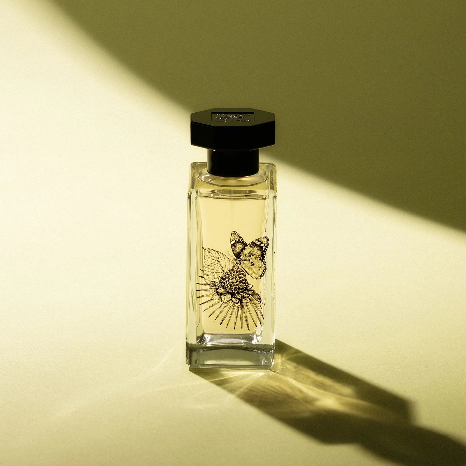 LYSANDRA - Le Couvent - perfume.
